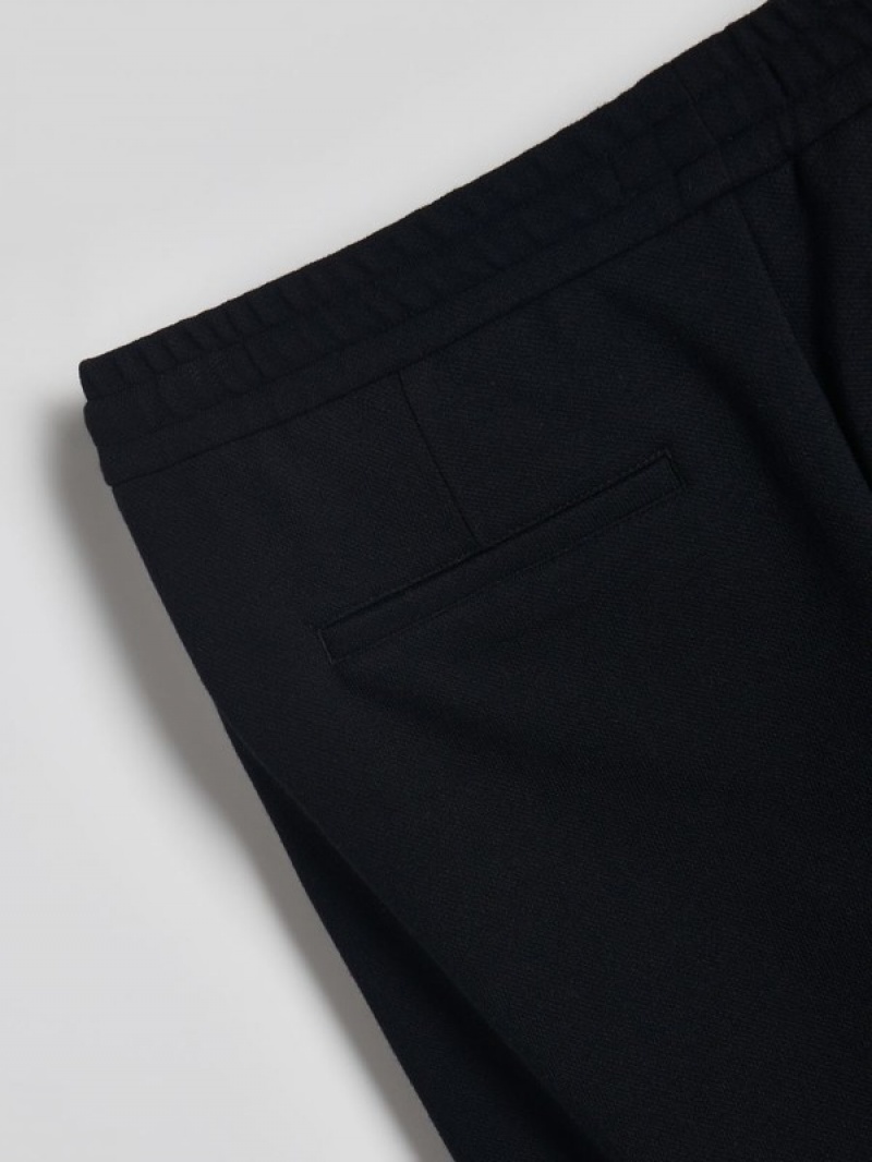 Reserved Regular Kurze Hose Herren Schwarz | NRP-281650