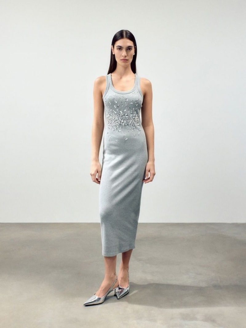 Reserved Shiny Appliqués Kleid Damen Grau | FID-160234