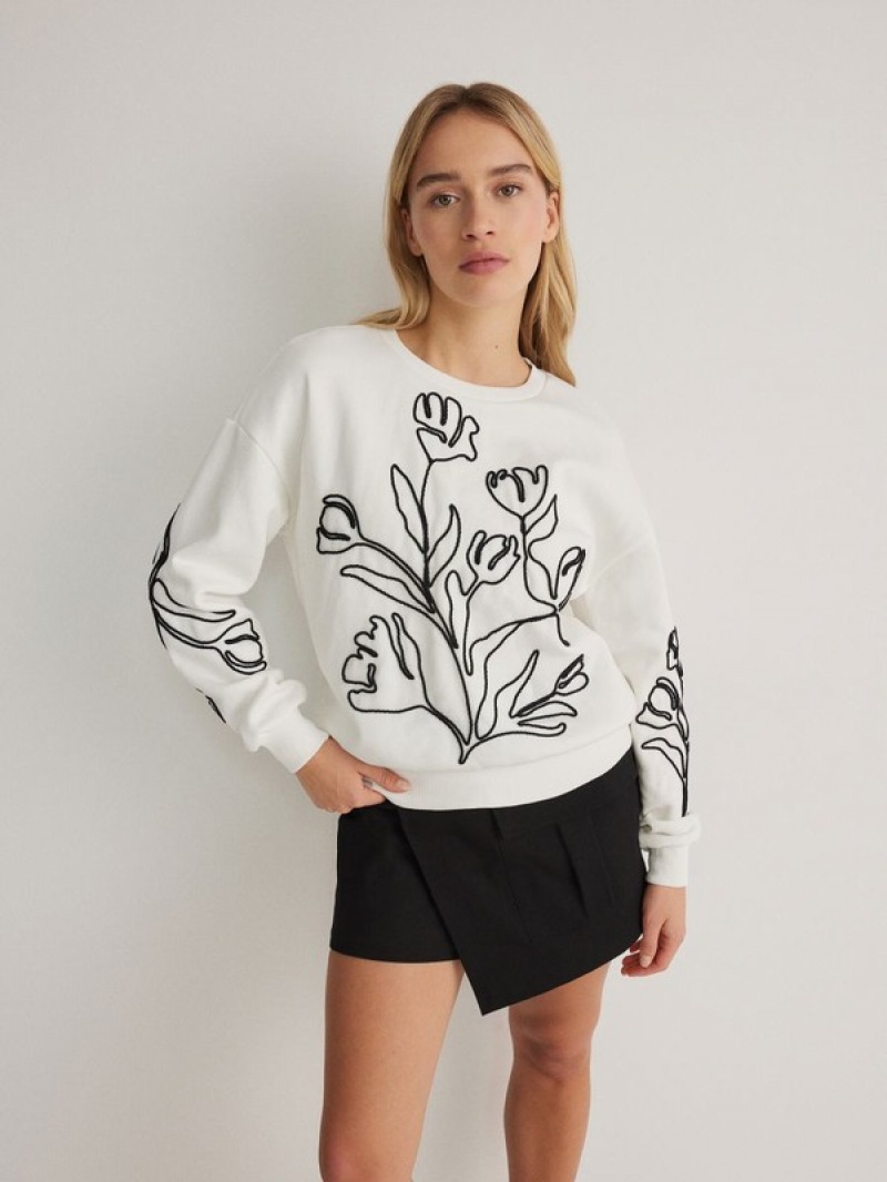 Reserved Sweatdecorative Appliqué Sweatshirts Damen Weiß | XUO-849103